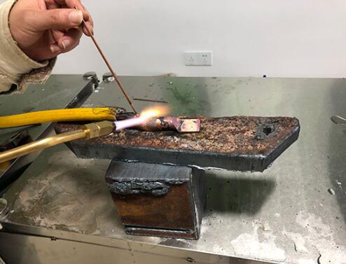 變壓器行業(yè)用高壓氣體發(fā)生器！